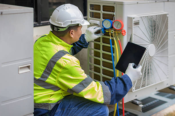 Professional Hvac technician working in Bernardsville, NJ
